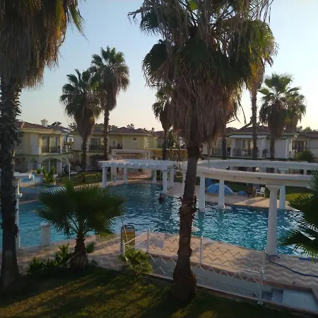 Fiore Denize Yakin Muhtesem Tatil Villalari *